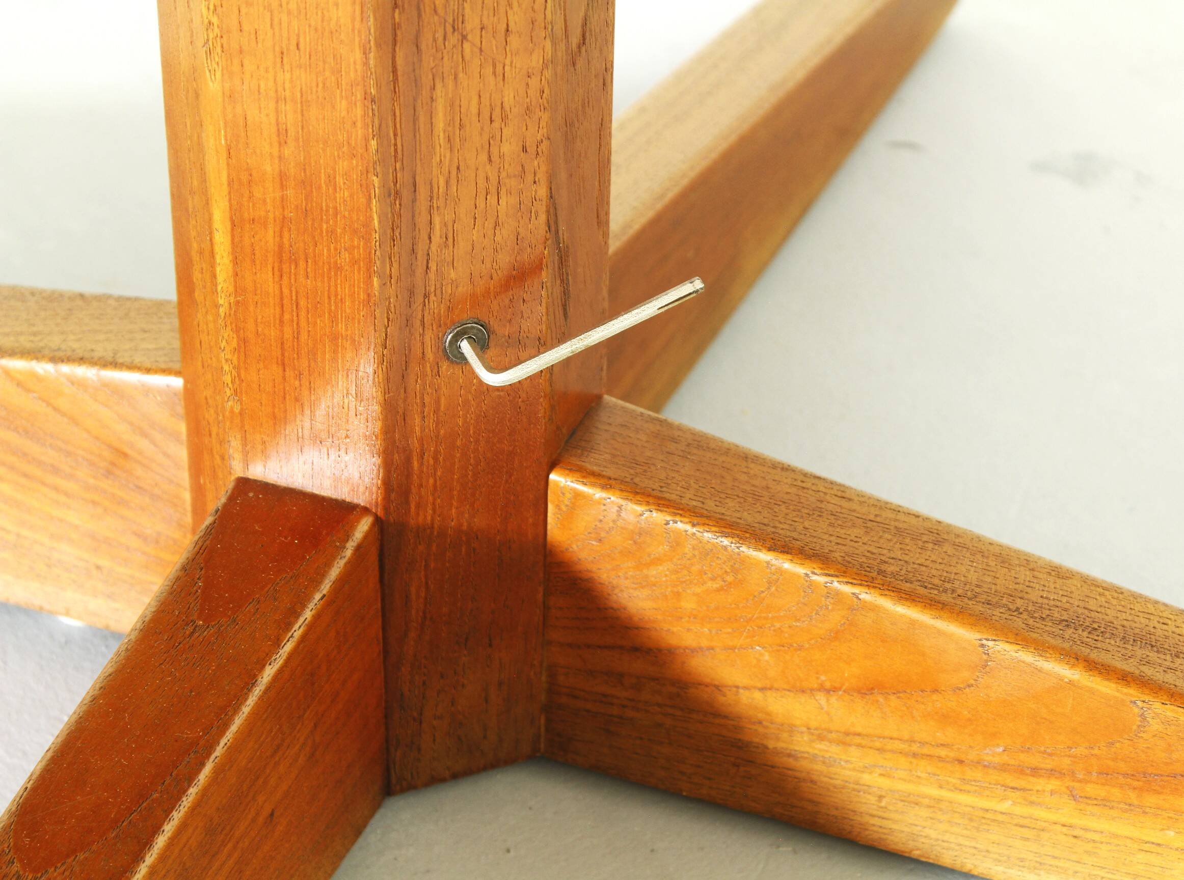 Table à manger extensible danoise en teck, années 1980