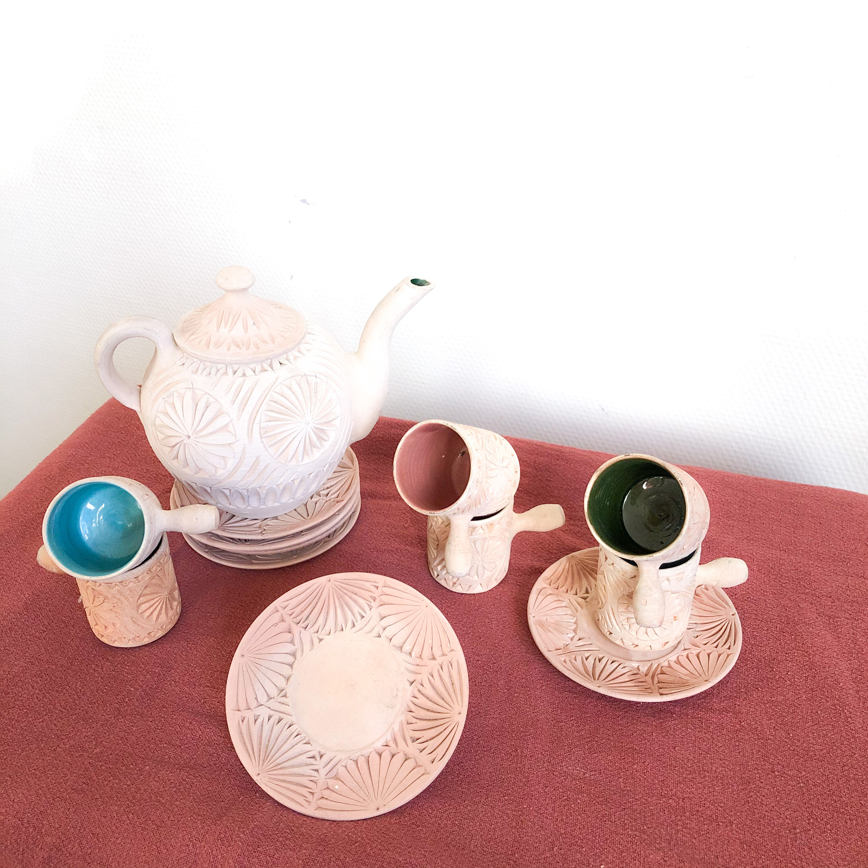 Oriental terracotta tea service