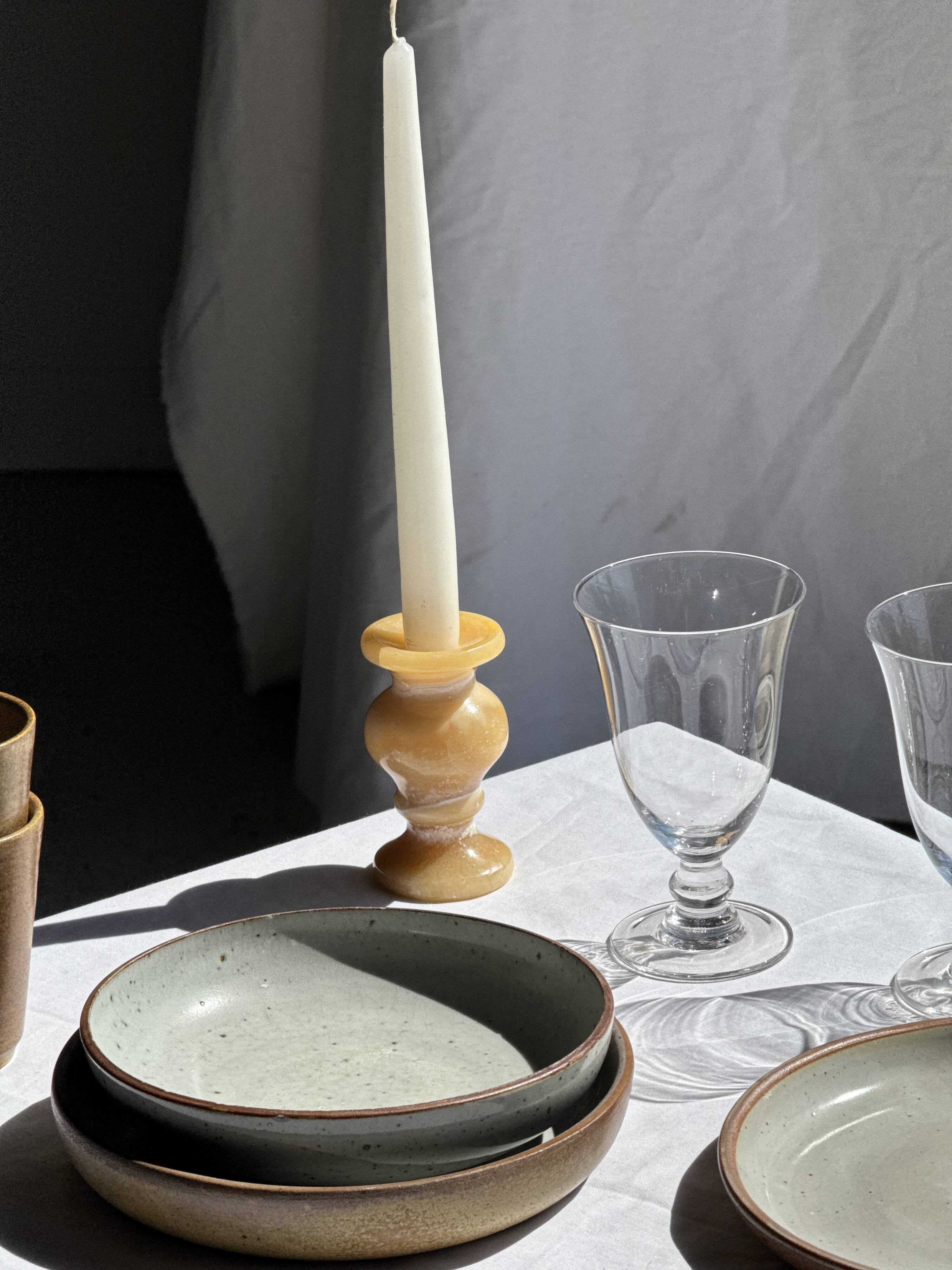 Small vintage candle holder in yellow onyx, H10 D5.5.
