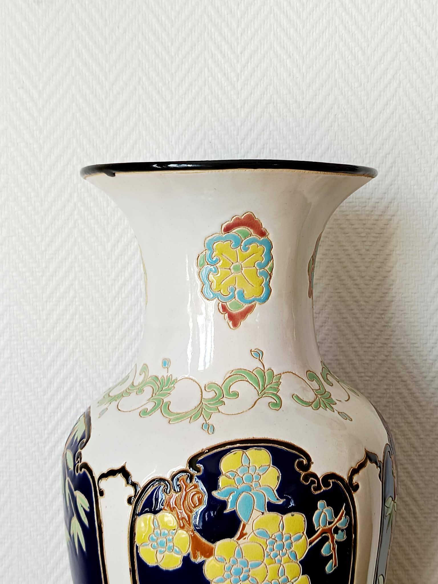 Vase en céramique japonisant