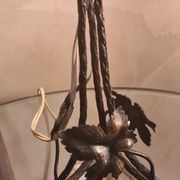 Wrought iron lamp 1900 pressed and molded lace glass has red ednide very rare very beautiful 35x14