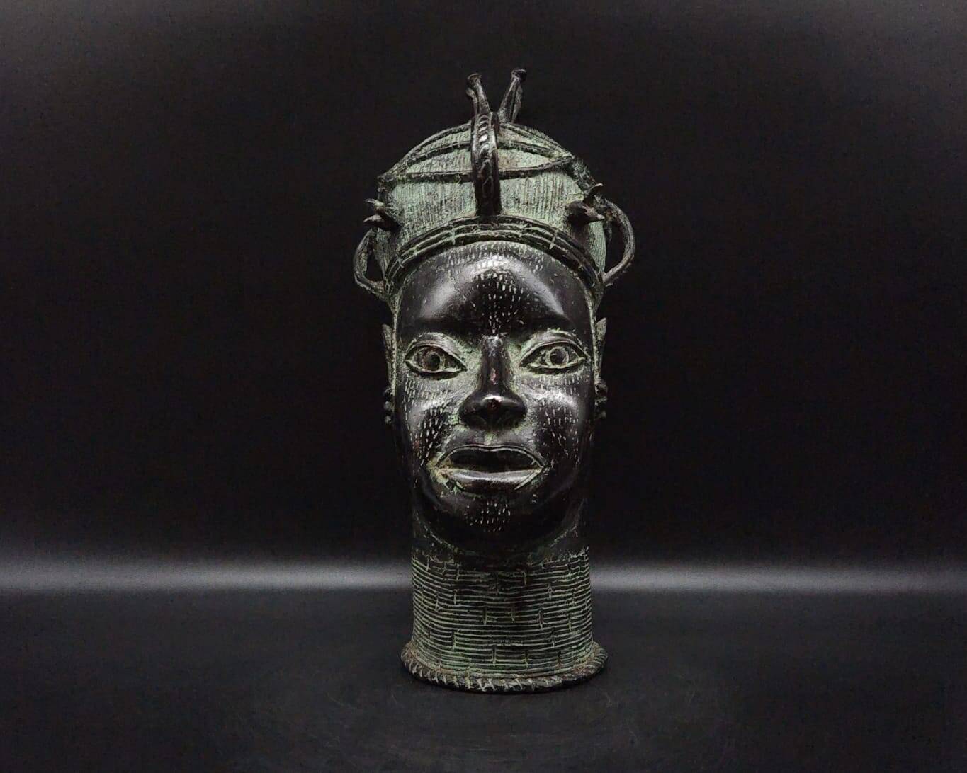Queen head ife