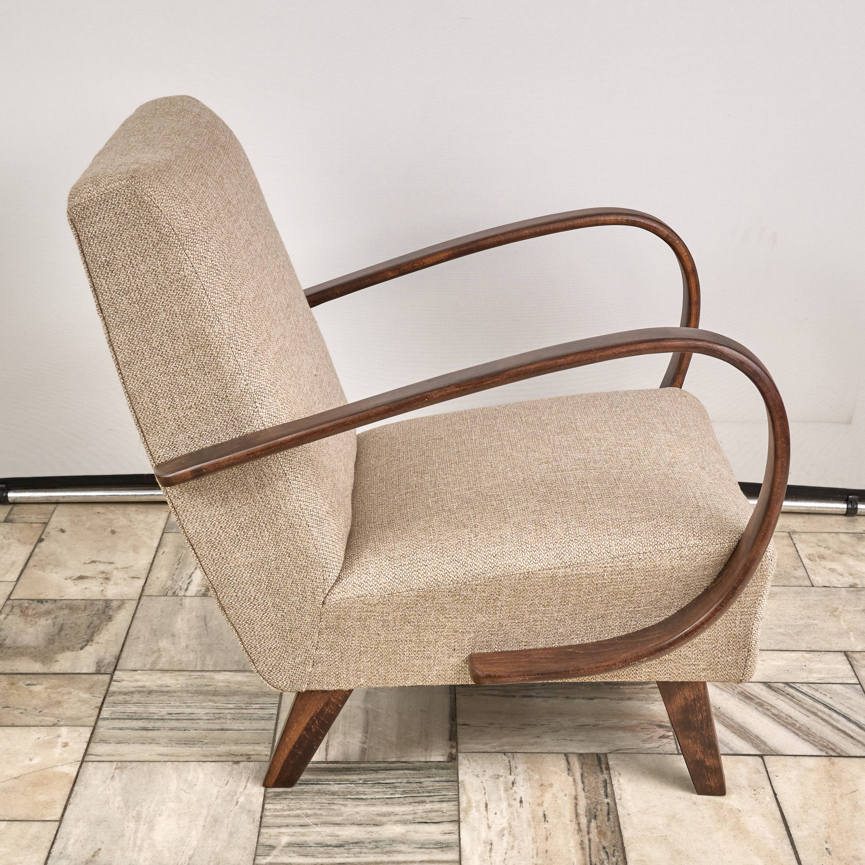 H 410 Armchair designed by Jindrich Halabala, 1940s, Czechoslovakia