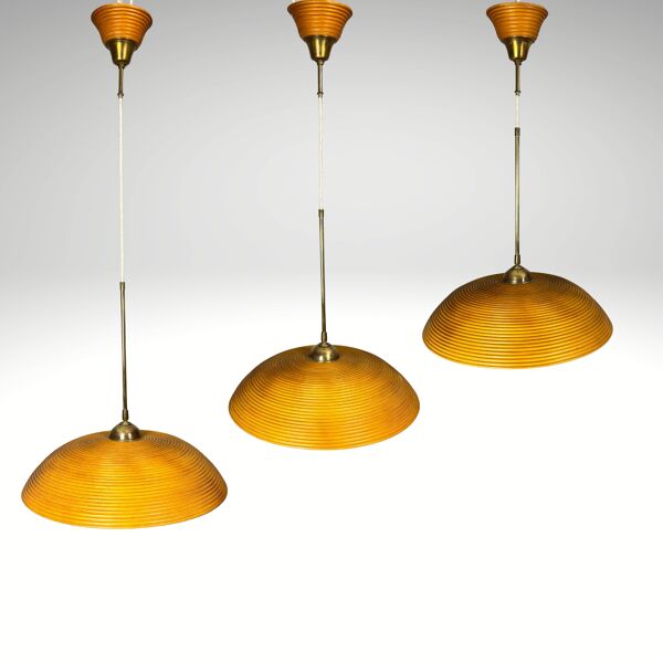 Ensemble de 3 suspensions en rotin bambou en forme de crayon, Italie années 1970