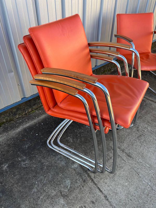 Série de 8 chaises design de Erik Munnikhof pour Leolux en chrome