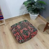 Handmade Berber pouf in wool 60 X 60 X 20 CM