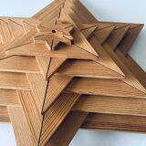 Étoile murale lumineuse en bois