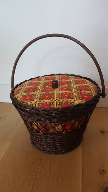 Boîte à couture travailleuse panier vintage 1970