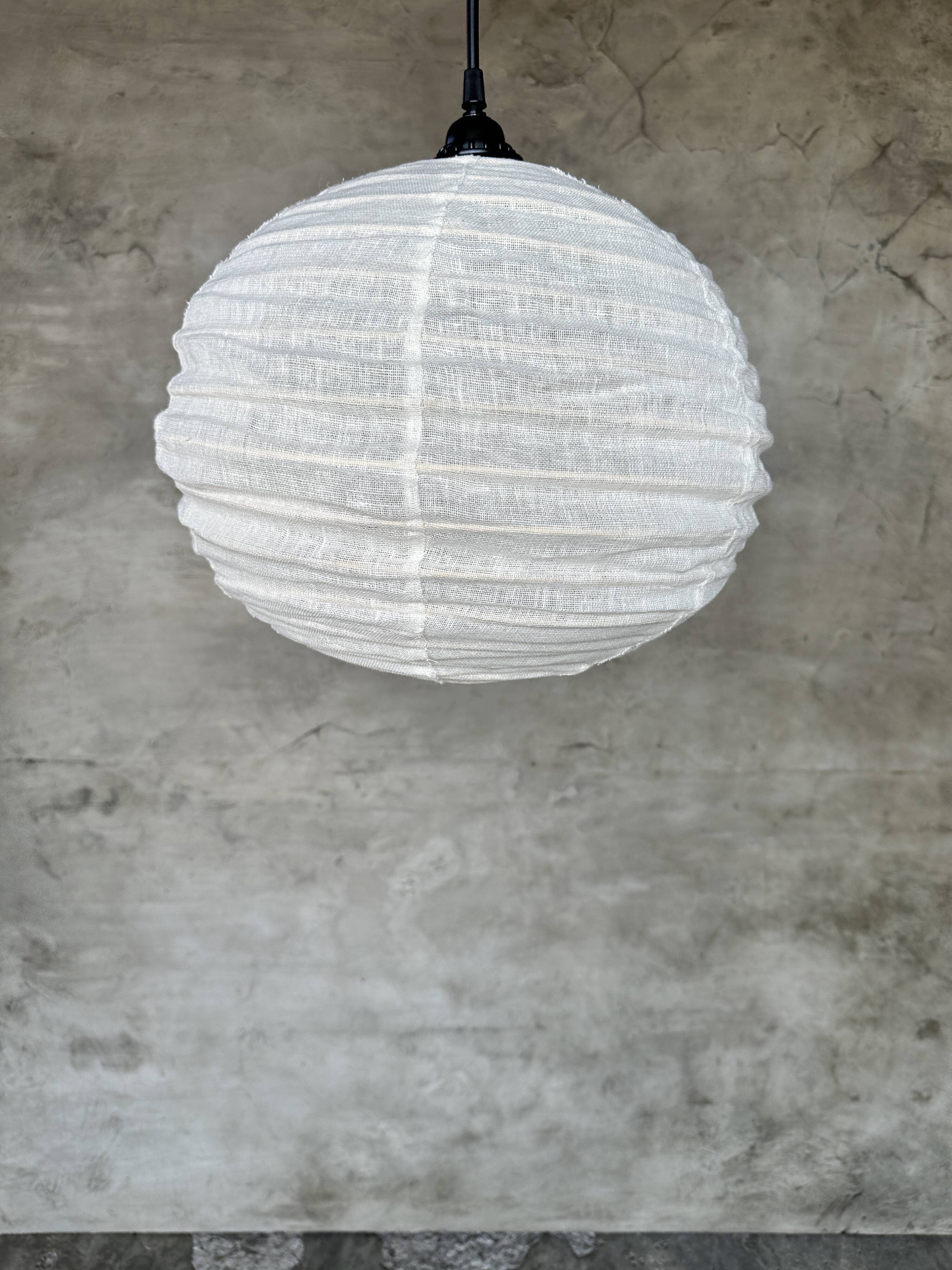 Very large round Japanese-style rattan and natural linen pendant light D:80