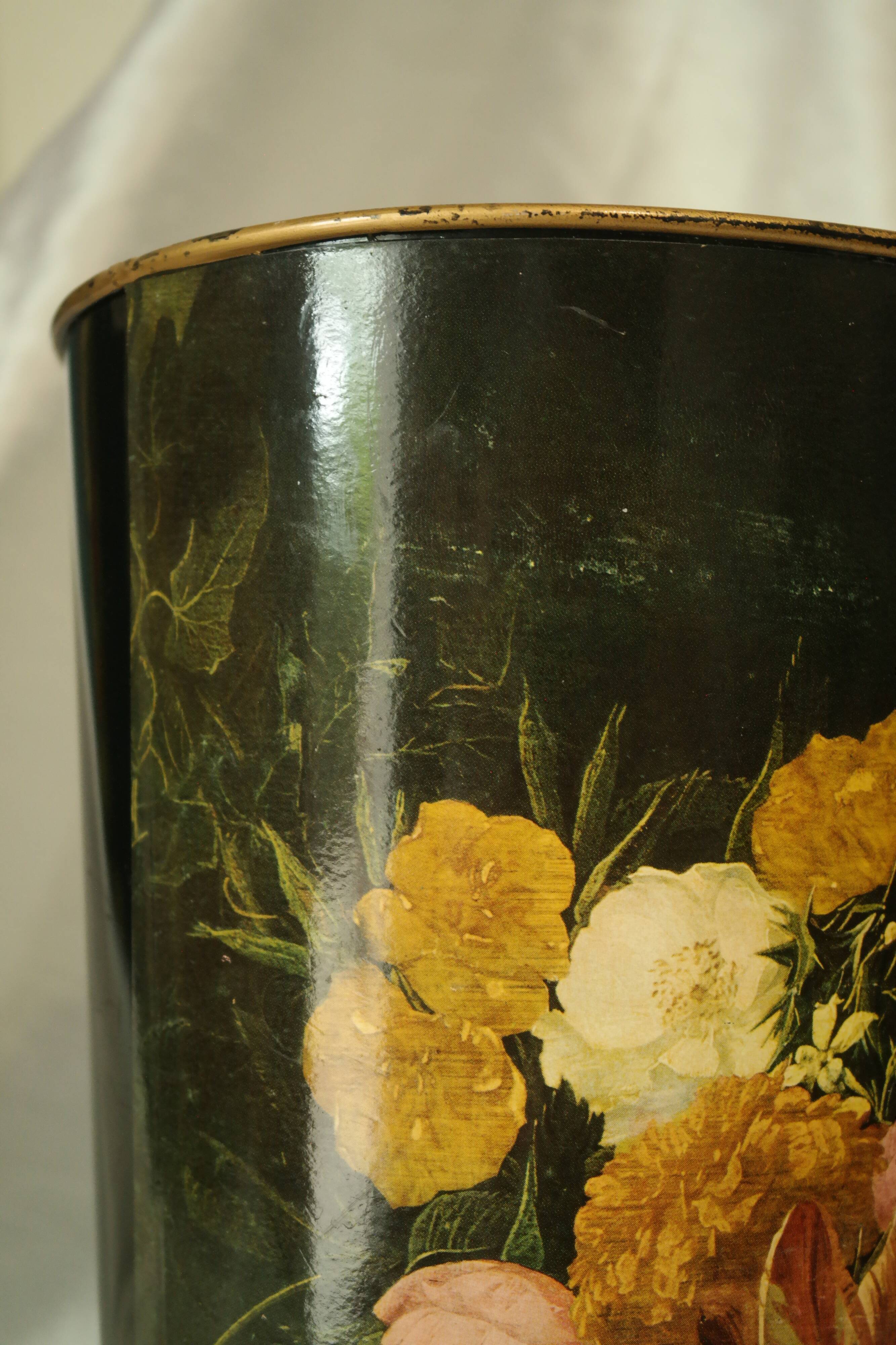 Vintage silkscreened sheet metal paper basket Napoleon III style