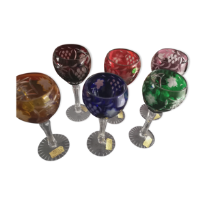 6 verres à vin couleur