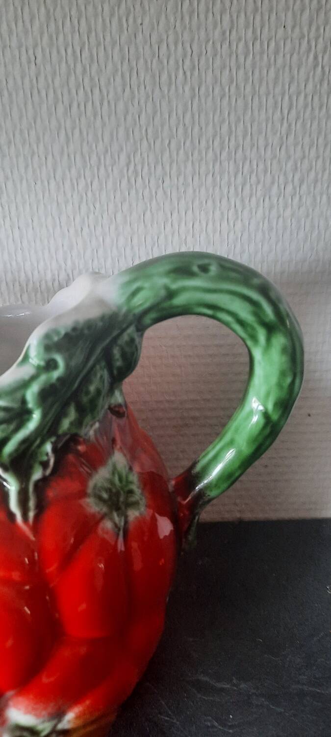 Slush pitcher