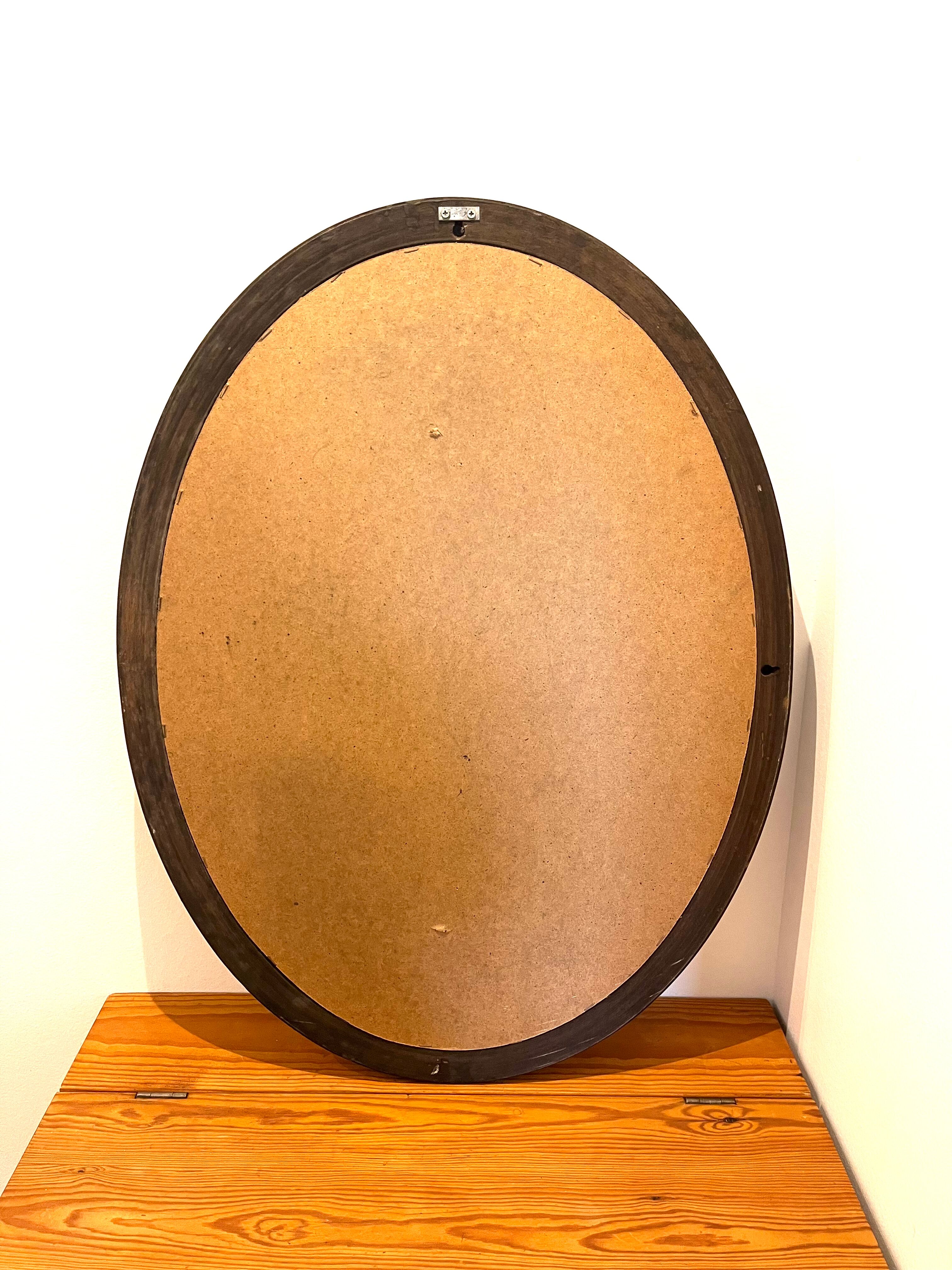 Oval mirror