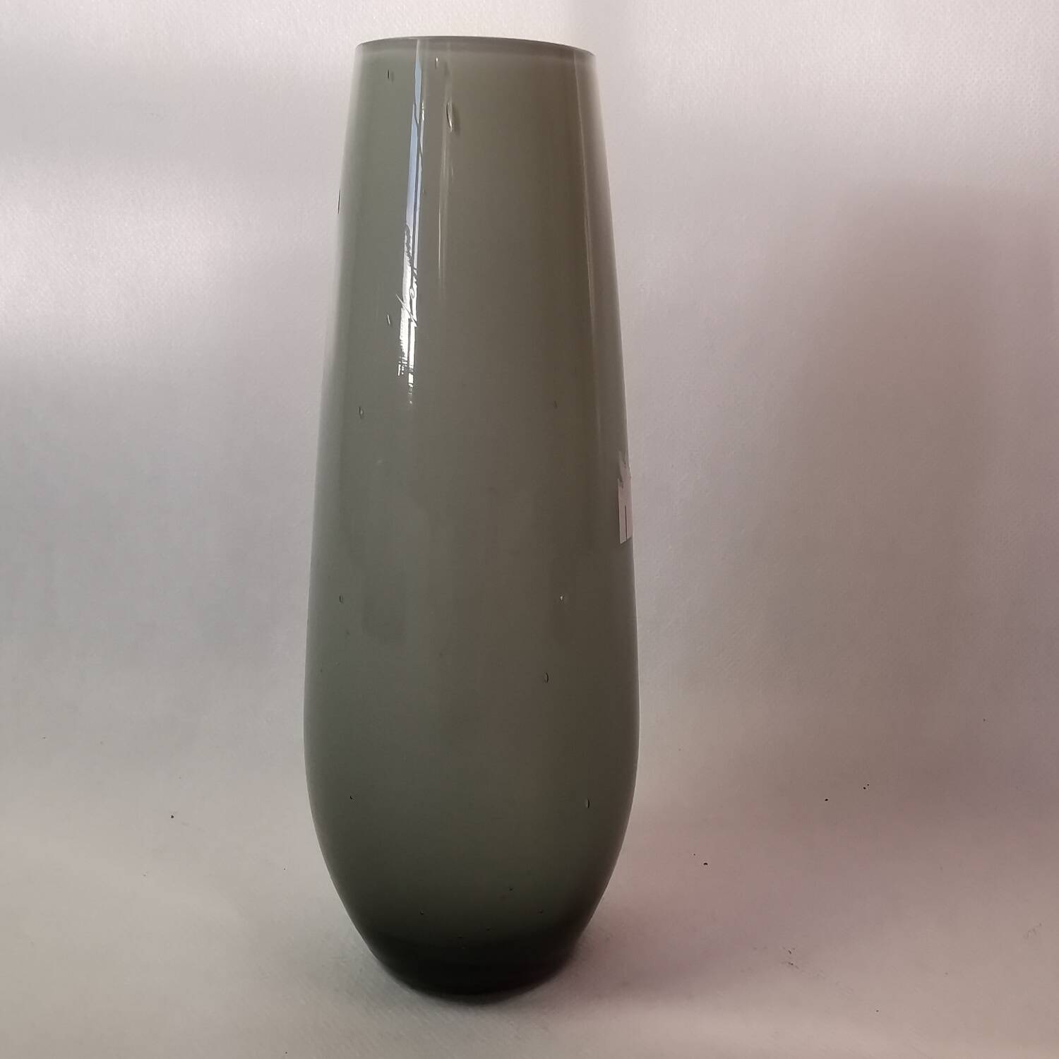 Pretty Soliflore Vase in Green / Gray Flowing Glass