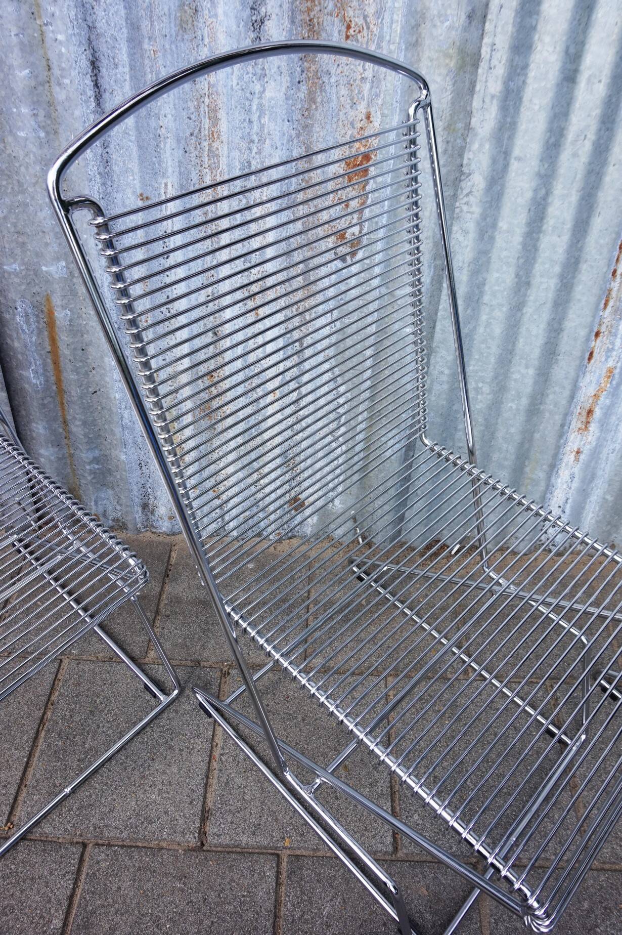 Set of 4 wire chairs, 1980s