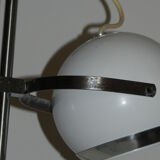 3-ball white and chrome lamppost
