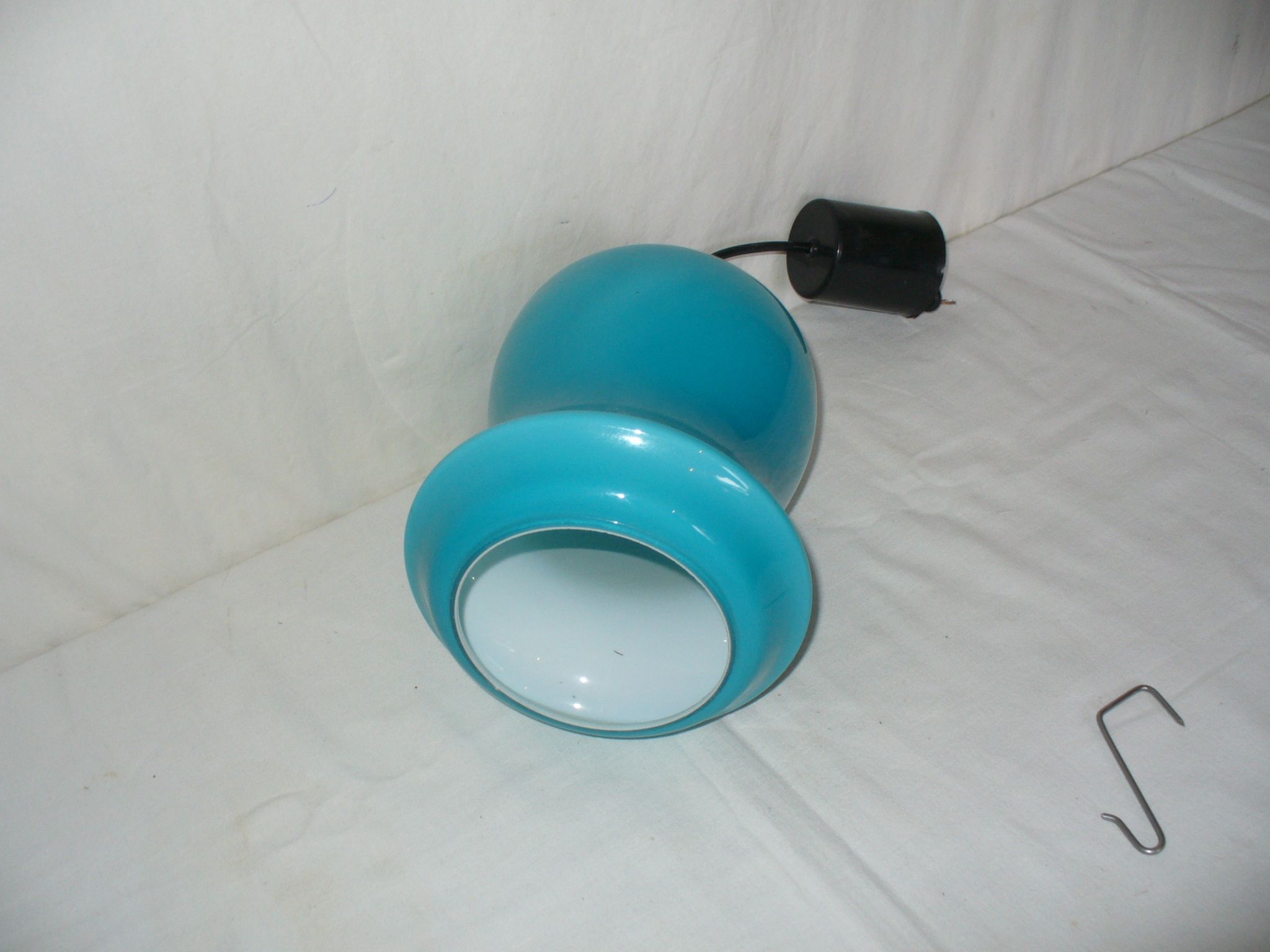 Blue suspension from the 60/70s