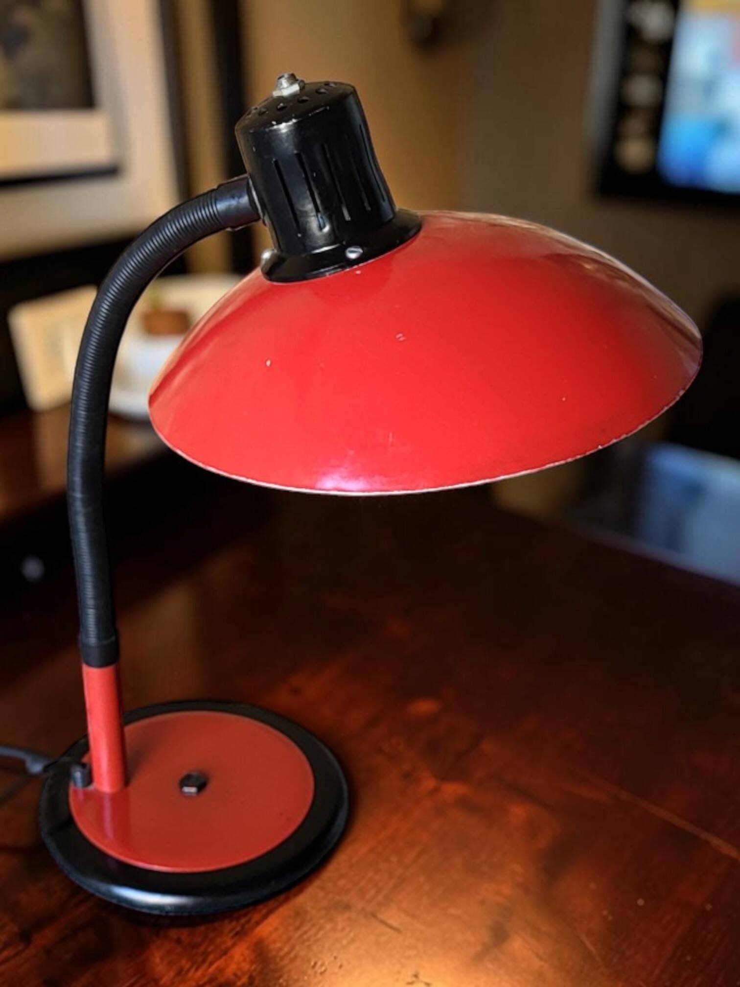 1980's desk lamp