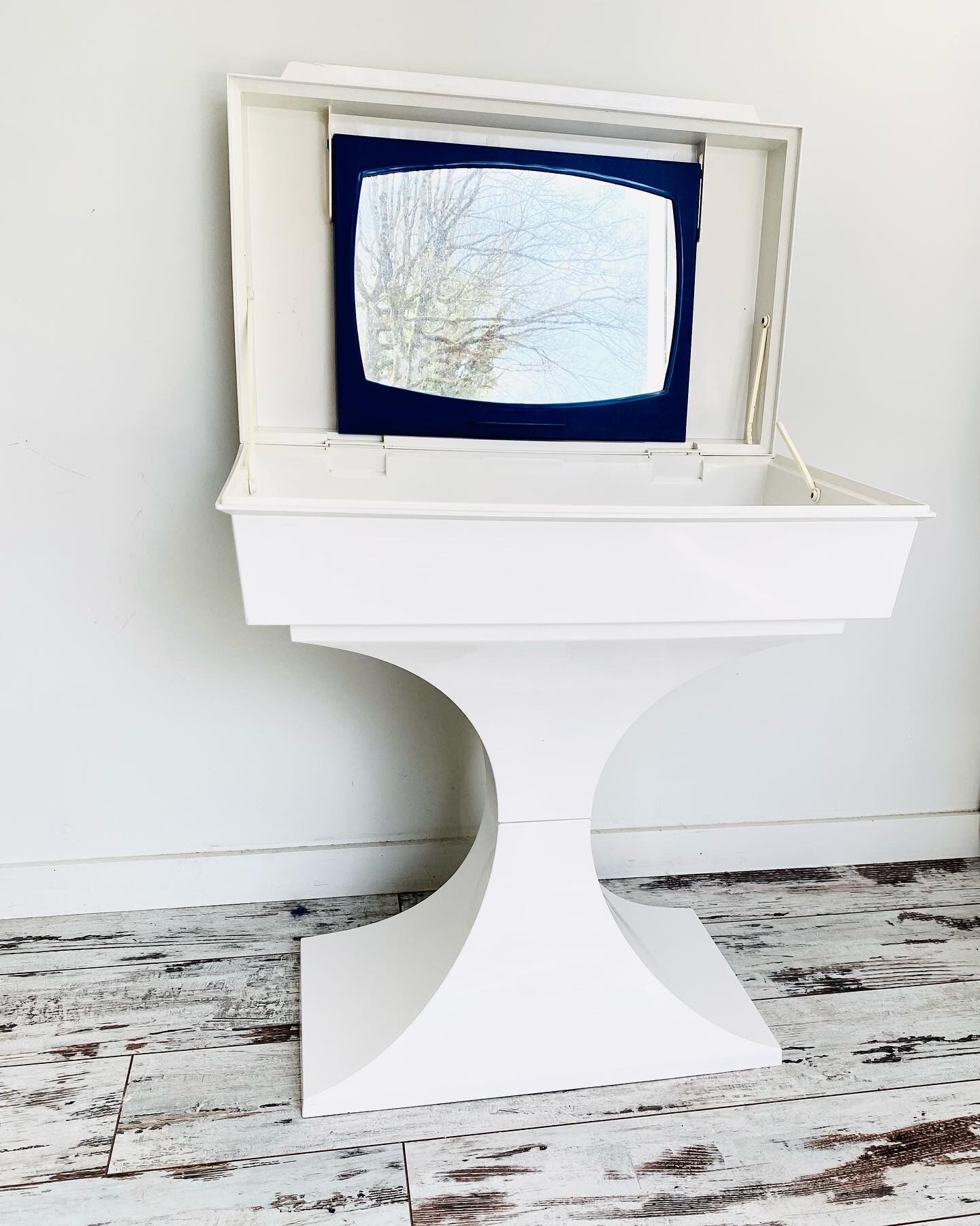 DRESSING TABLE PRISUNIC circa 70