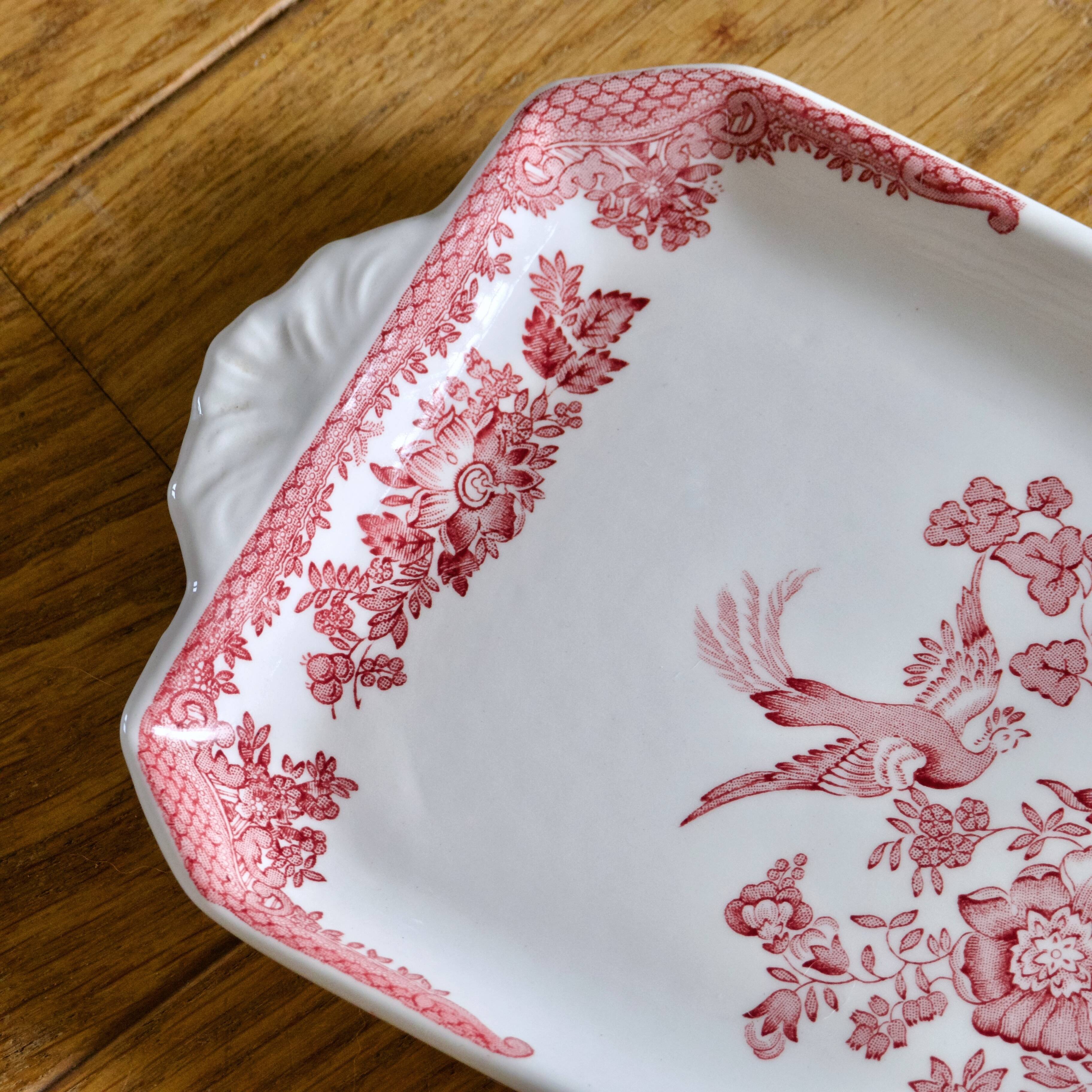 English Earthenware Staffordshire "Asiatic Pheasants" Cake Dish