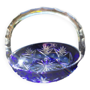 Coupe en forme de panier