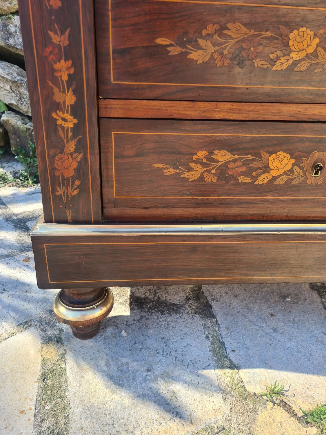 Rosewood lady's secretary