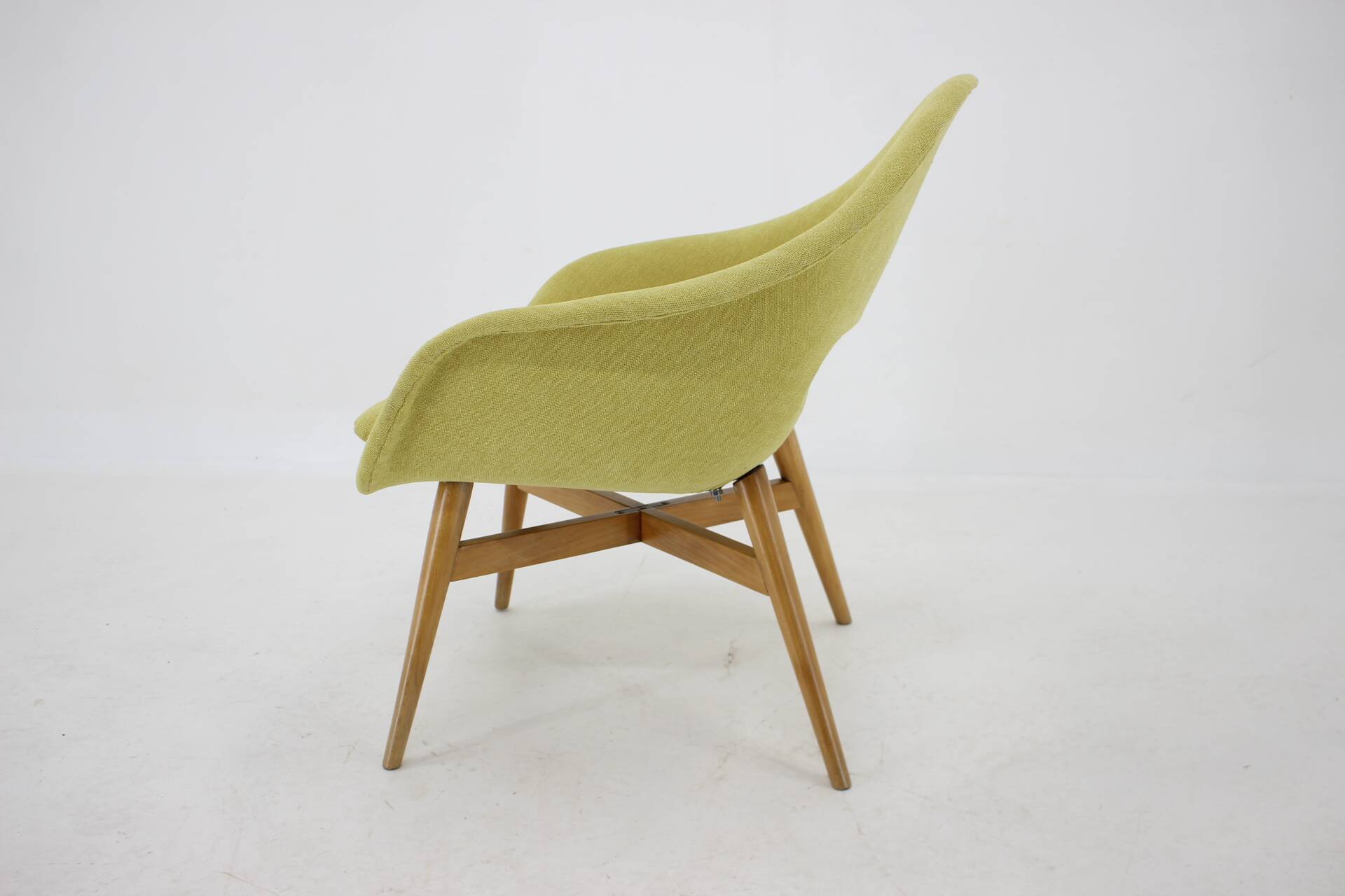 1960s Miroslav Navratil Shell Lounge Chair, Czechoslovakia