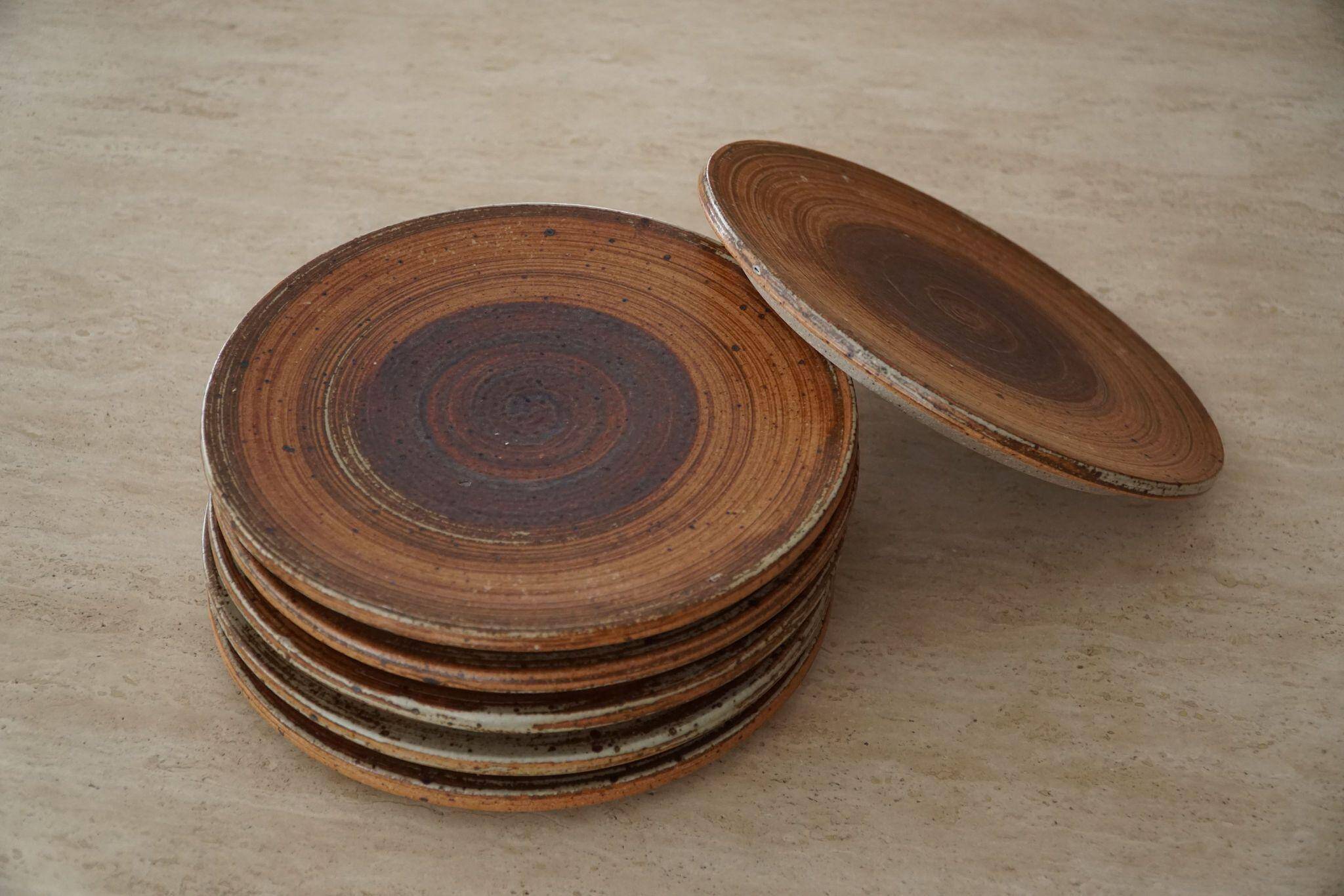 Tue Poulsen, Set of 6 ceramic plates in earthy colours, modern Danish design, 1960s