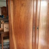 Armoire parisienne