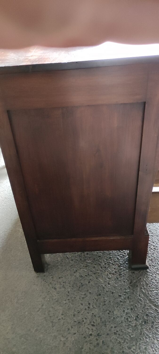 Walnut directoire chest of drawers, lacrosse