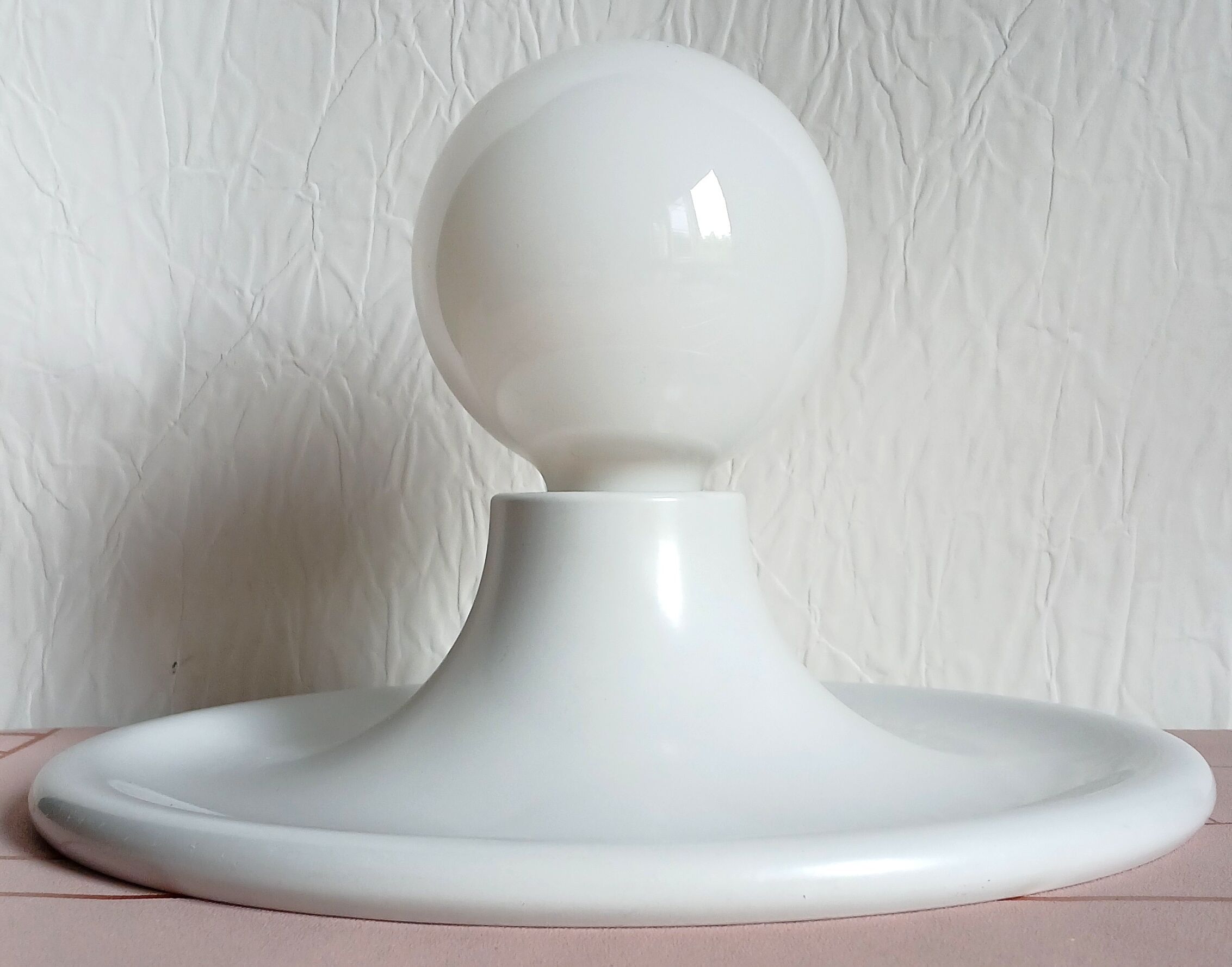 Applique italienne "light ball" esprit Achille Castiglioni, vers 1970