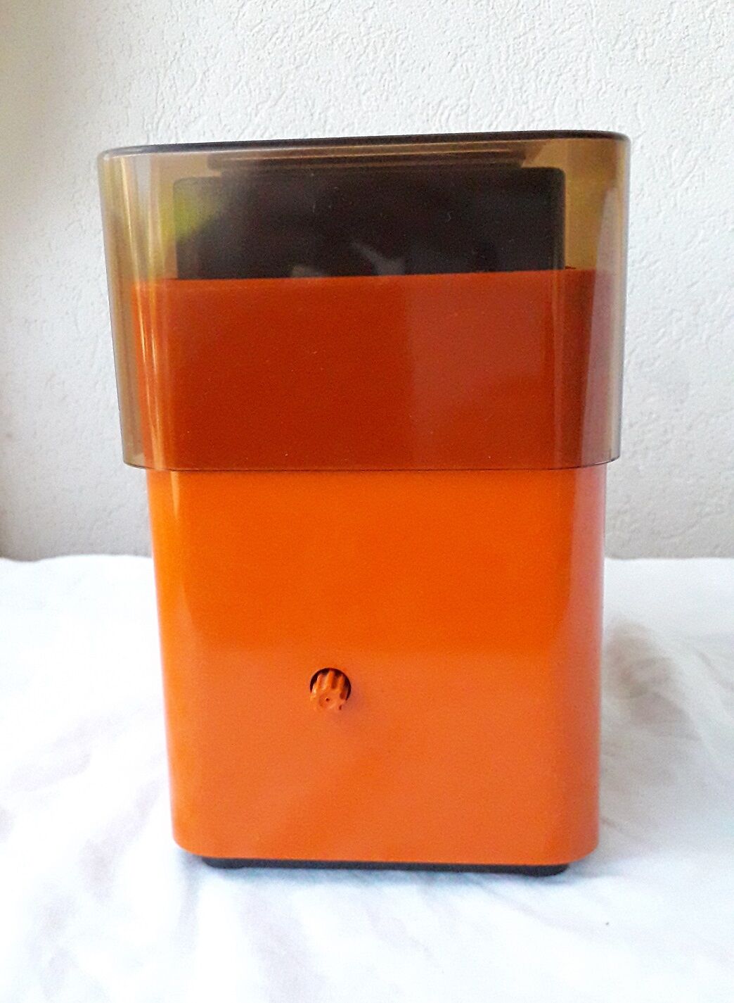 Orange scale
