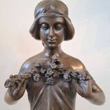 Art Nouveau bronze female sculpture