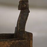 Lobi stool in carved wood from the early 20th century, Burkina Faso, Africa.