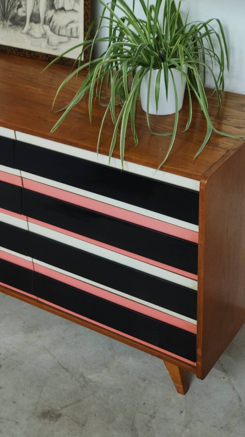 Commode U 453 pink by Jiri Jiroutek for Interier Praha 1961