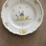 Moustiers decorative plate