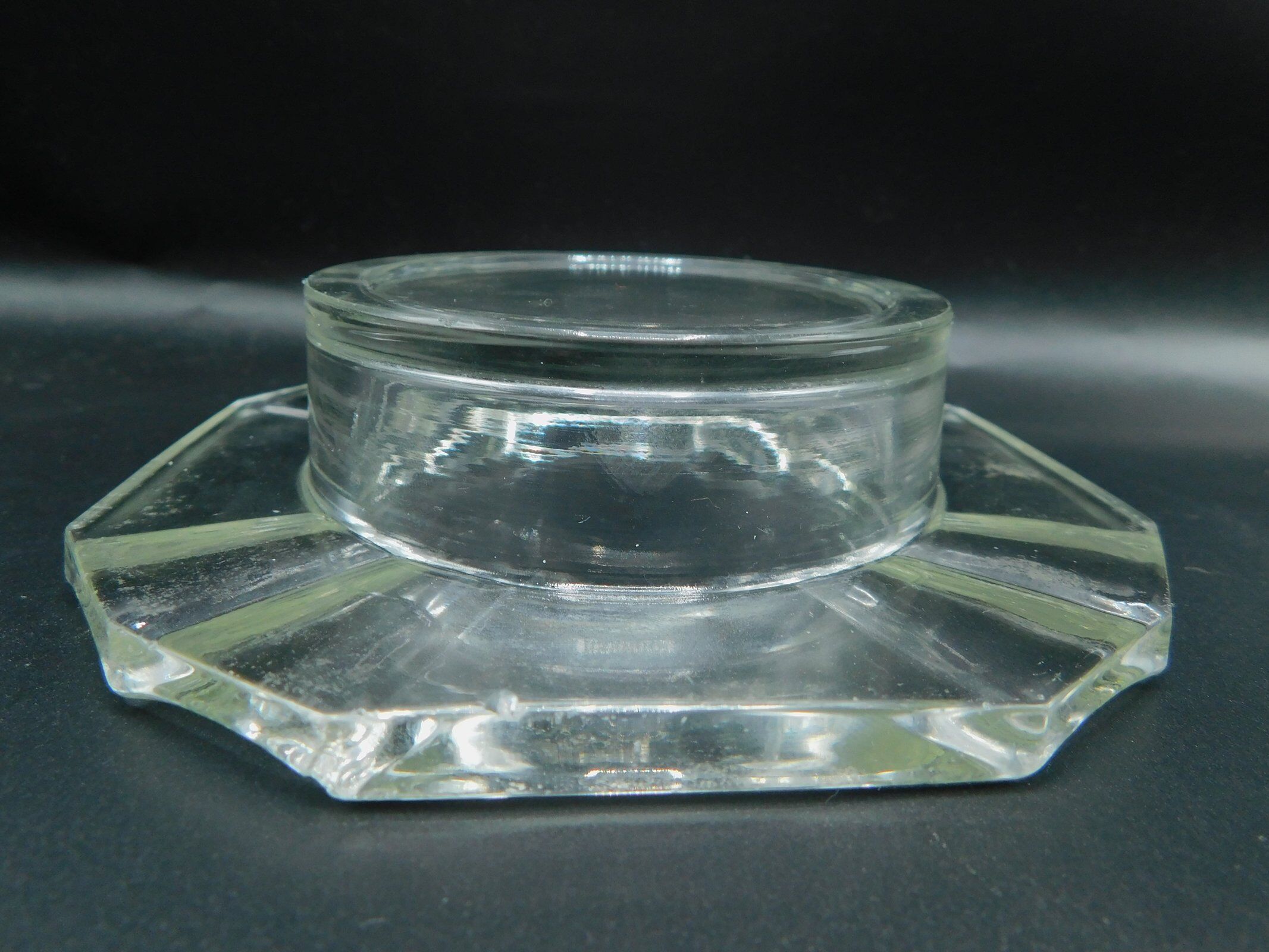Thick glass ashtray from the 1920s - Octagon