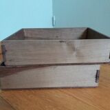 2 wooden drawers 33 x 27