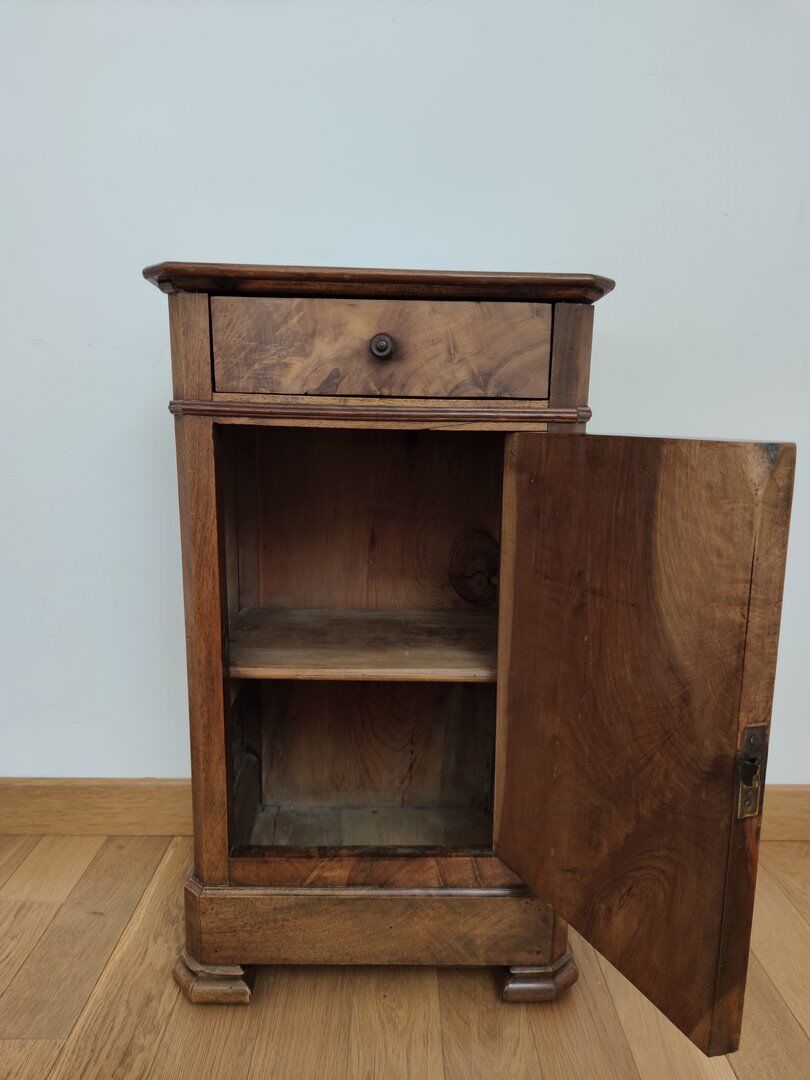 Table de chevet