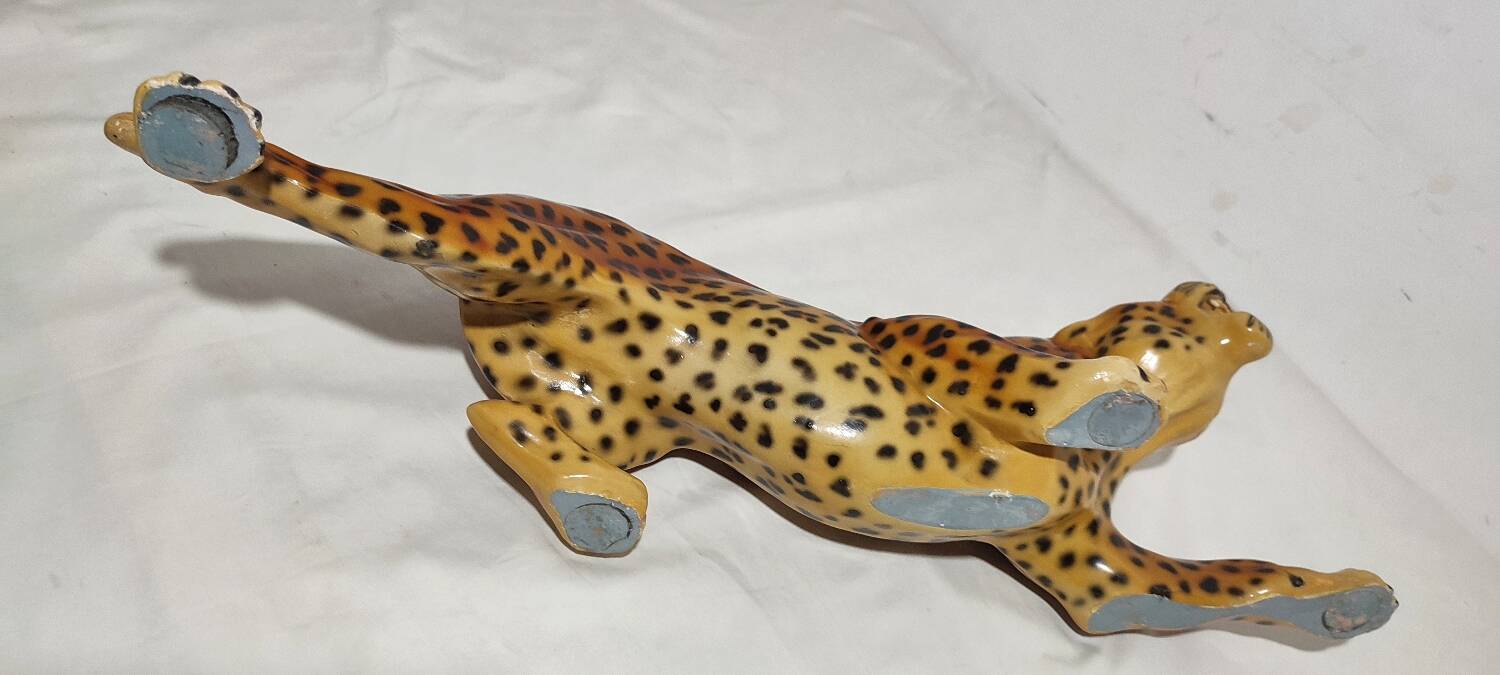 Tigre de cerámica. España, 1970s.