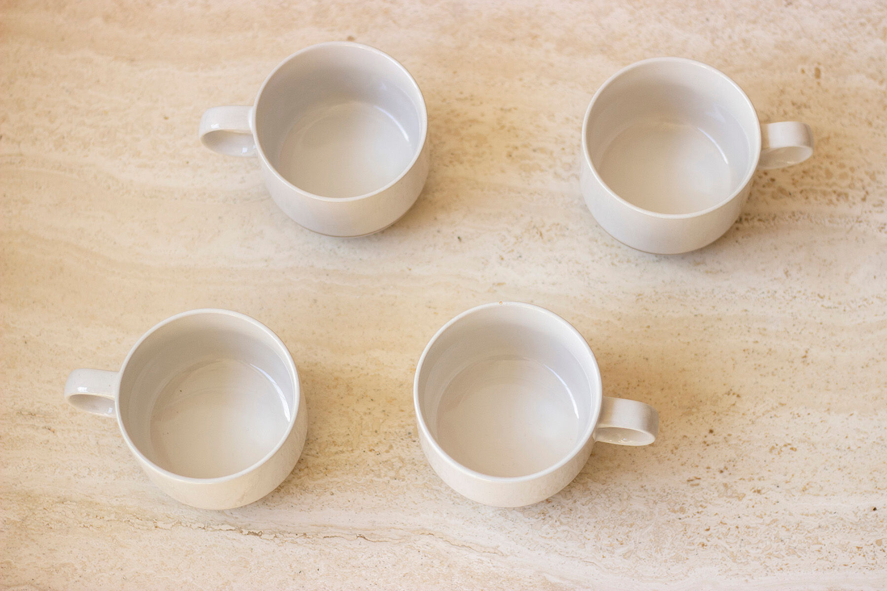 4 coffee cups - pale blue and brown border - Japan