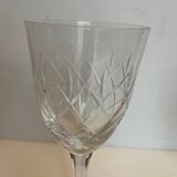 3 verres à pied en cristal taillé