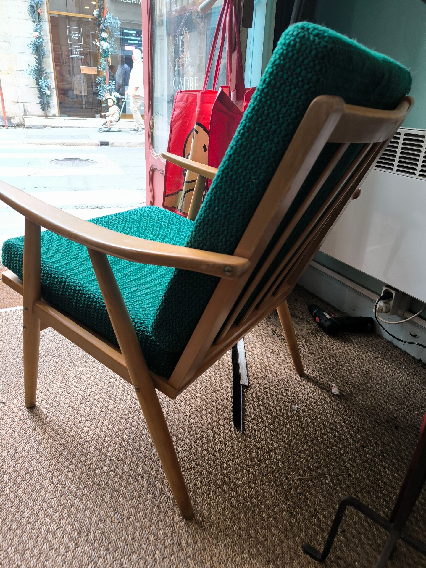 Pair of boomerang armchairs Thonet