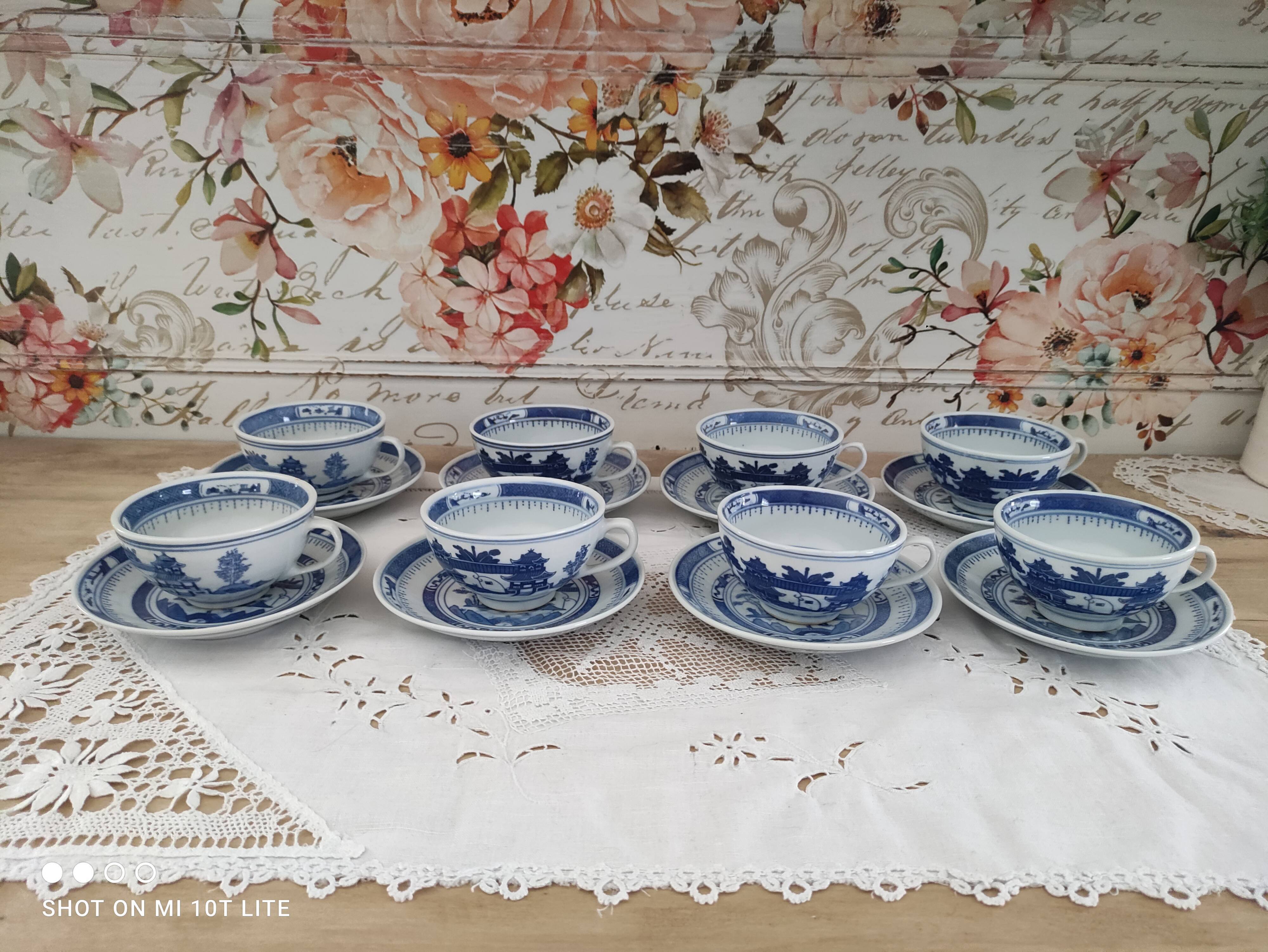 Set of 8 tea cups and sub-cups décor blue Asian landscape