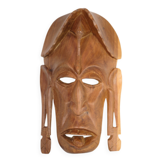 Masque africain sculpté à la main en bois clair d'Afrique de l'Ouest