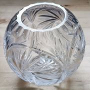 Vase cut crystal ball