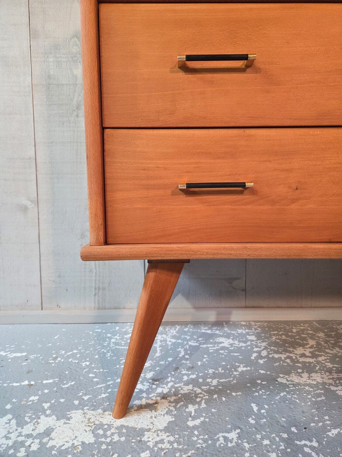 Vintage chest of drawers