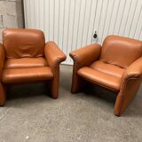 Pair of Italian designer leather armchairs