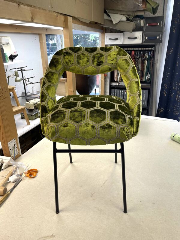 Chaise industrielle
