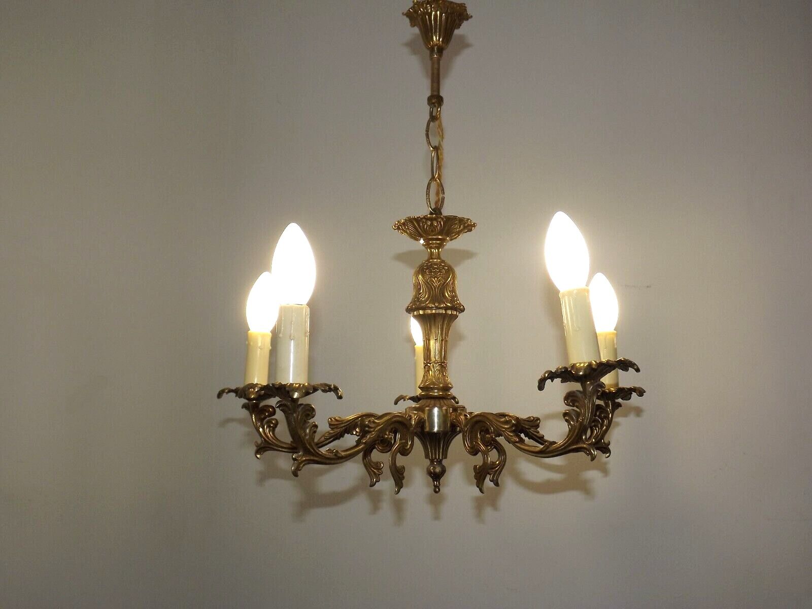 Vintage french bronze 5 light chandelier with leaf detail 3936